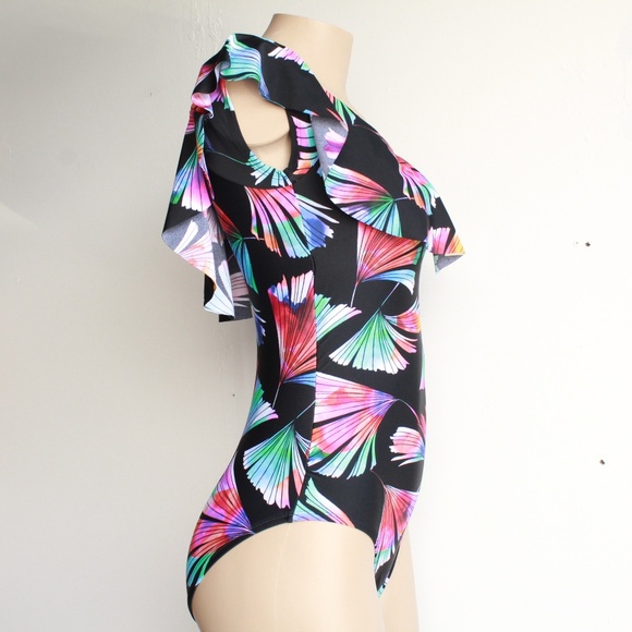 La Blanca Ruffled Number 1 Fan Swimsuit - Picture 5 of 5